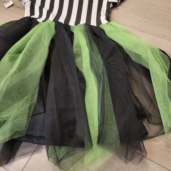 Girls BEETLEJUICE Movie Tutu Dress Sz Sm 6/6X Black Green White - Picture 5 of 5
